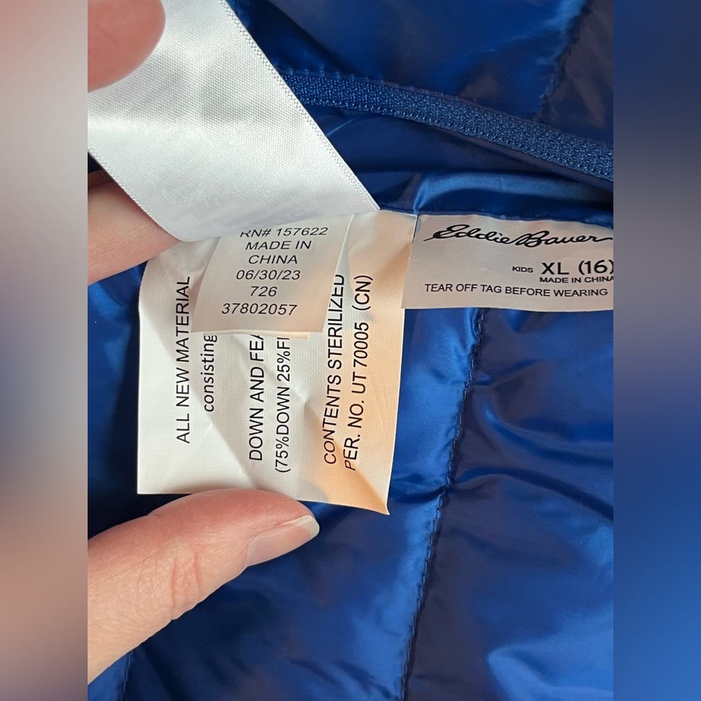 Eddie Bauer Boys XL (16) Reversible Down Coat - Picture 11 of 16